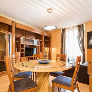 Apartamento de 2 Dormitorios